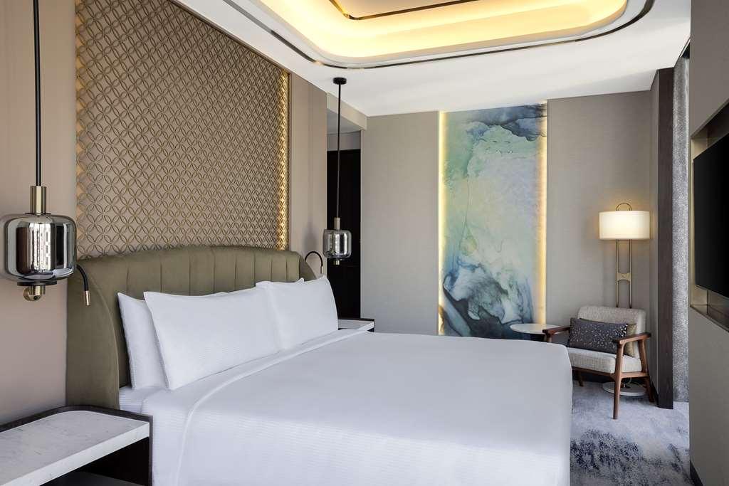 Embassy Suites By Hilton Dubai Business Bay חדר תמונה