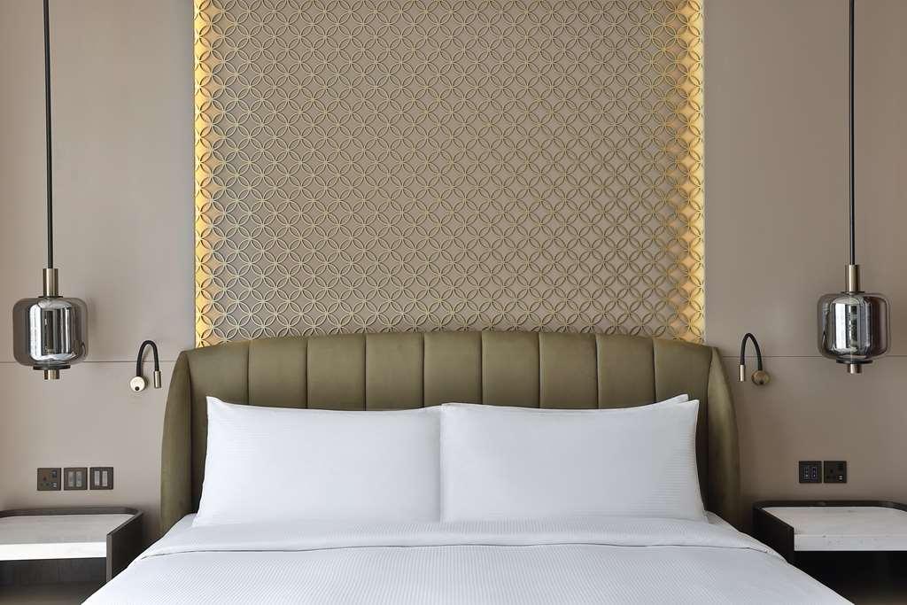 Embassy Suites By Hilton Dubai Business Bay חדר תמונה