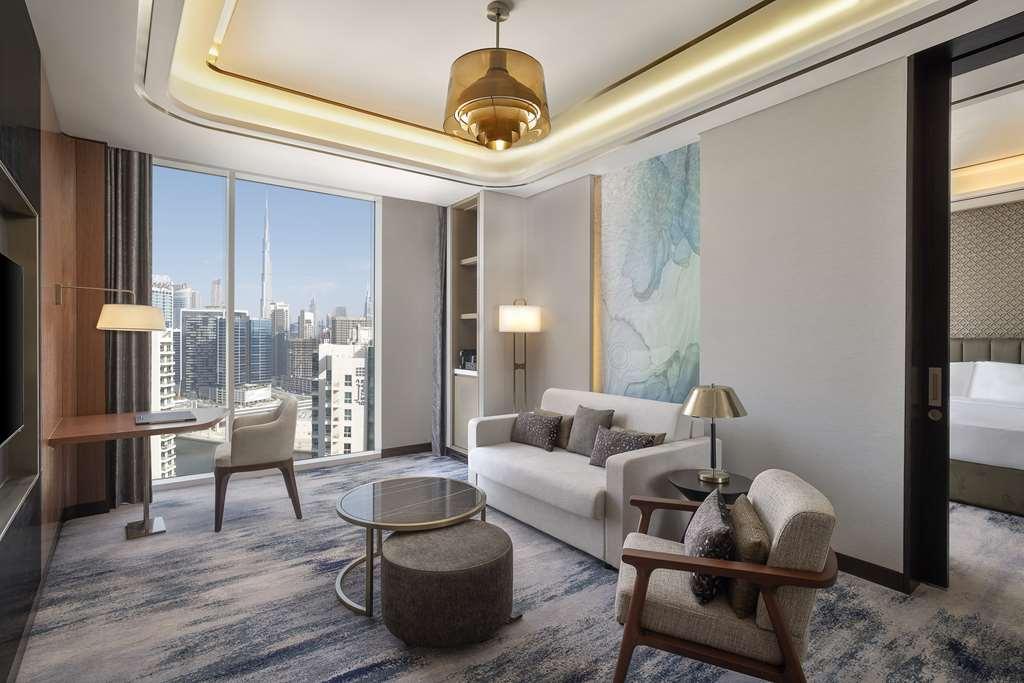 Embassy Suites By Hilton Dubai Business Bay חדר תמונה