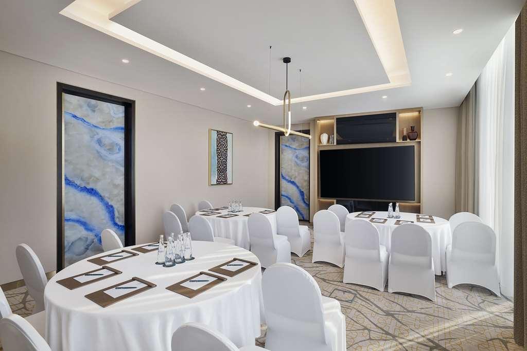 Embassy Suites By Hilton Dubai Business Bay מתקנים תמונה